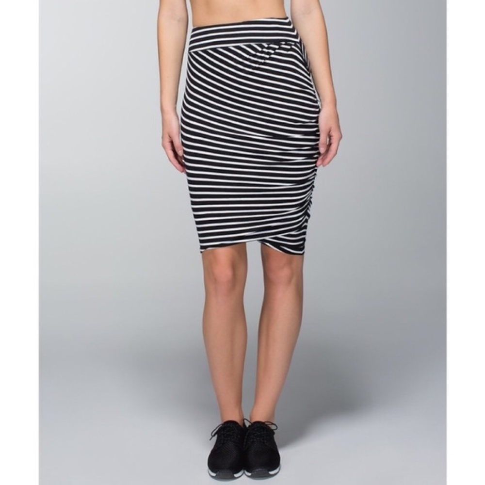 Lululemon Anytime Skirt
